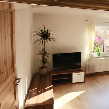 3 Seiten Appartement Iéna